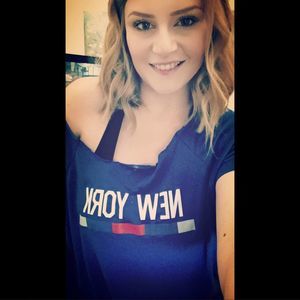 Meet your Posher, Nicole